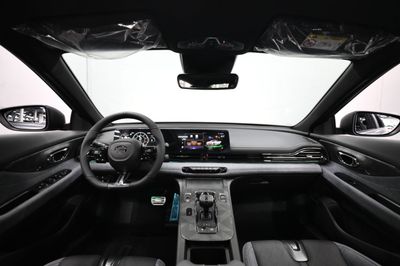 2023 Gac Empow R, sivá, 58 567 km, dovoz SAE — foto 14 z 16