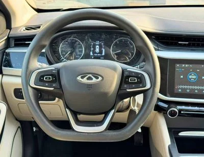 2027 Chery Arrizo 5 STD, strieborná, 0 km, dovoz SAE — foto 16 z 21