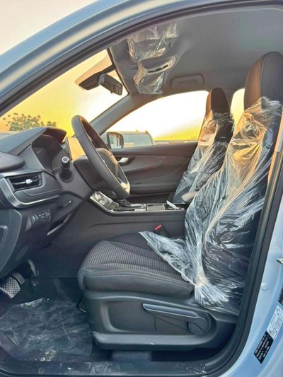 2026 Chery Tiggo 4 Pro COMFORT, strieborná, 0 km, dovoz SAE — foto 10 z 23