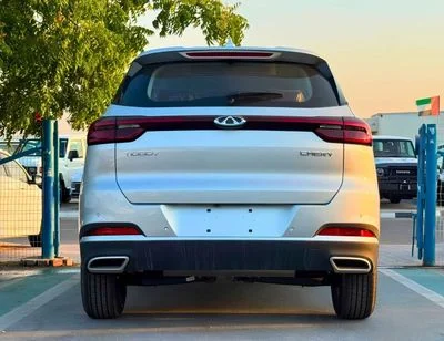 2026 Chery Tiggo 7 LUXURY, strieborná, 0 km, dovoz SAE — foto 3 z 23