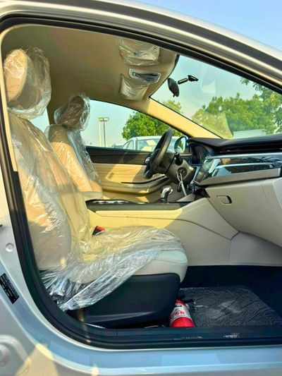 2026 Chery Arrizo 5 STD, strieborná, 0 km, dovoz SAE — foto 10 z 21