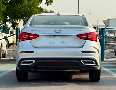 2026 Chery Arrizo 5 STD, strieborná, 0 km, dovoz SAE — foto 3 z 21