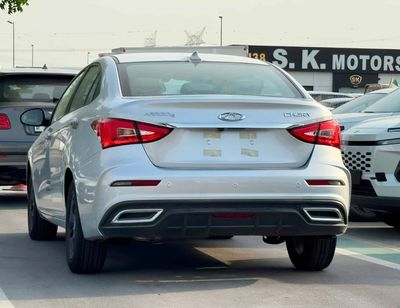 2026 Chery Arrizo 5 STD, strieborná, 0 km, dovoz SAE — foto 4 z 21