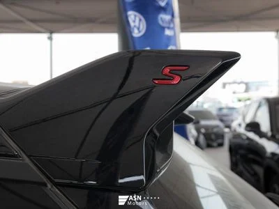 2026 Geely Coolray Battle, biela, 0 km, dovoz SAE — foto 7 z 30