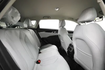 2027 Geely Coolray GF, biela, 0 km, dovoz SAE — foto 8 z 16