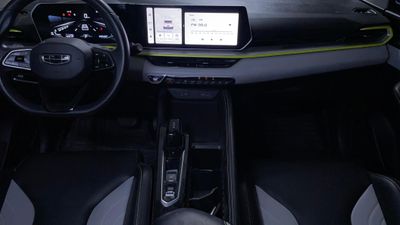 2025 Geely Coolray GL, biela, 42 357 km, dovoz SAE — foto 10 z 16