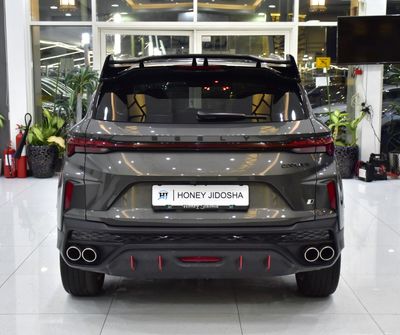 2025 Geely Coolray GS, sivá, 18 000 km, dovoz SAE — foto 5 z 16