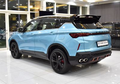 2025 Geely Coolray GF PLUS, modrá, 22 000 km, dovoz SAE — foto 7 z 16