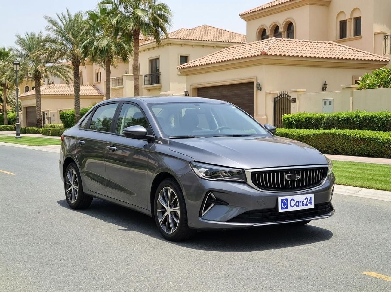2025 Geely Emgrand GF, sivá, 16 943 km, dovoz SAE — foto 1
