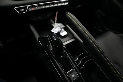 2025 Geely Coolray GF PLUS, sivá, 0 km, dovoz SAE — foto 11 z 17