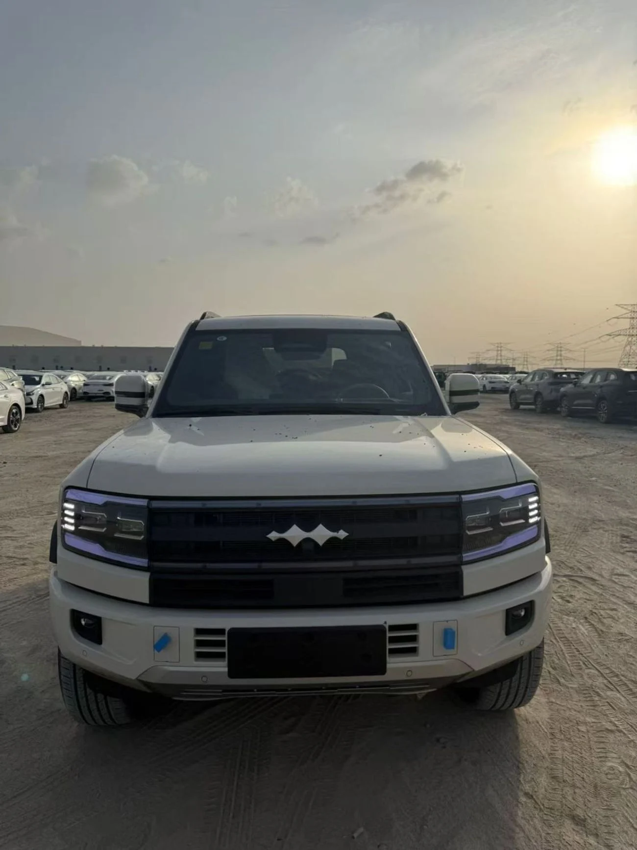2025 Byd Leopard 5 STANDARD, biela, 0 km, dovoz SAE — foto 1