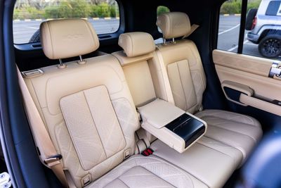 2025 Byd Leopard 5, čierna, 2 970 km, dovoz SAE — foto 16 z 16