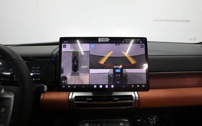 2026 Byd Leopard 7, strieborná, 0 km, dovoz SAE — foto 9 z 18