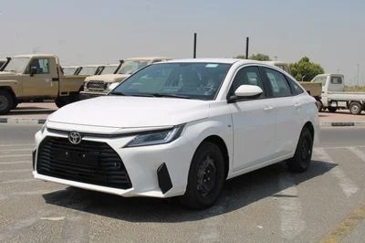 2026 Toyota Yaris E, biela, 0 km, dovoz SAE — foto 2 z 18