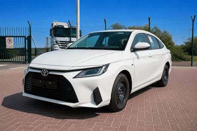2026 Toyota Yaris E, biela, 0 km, dovoz SAE — foto 5 z 23