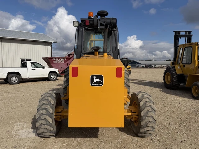 2001 John Deere, dovoz Kanada — foto 3 z 5