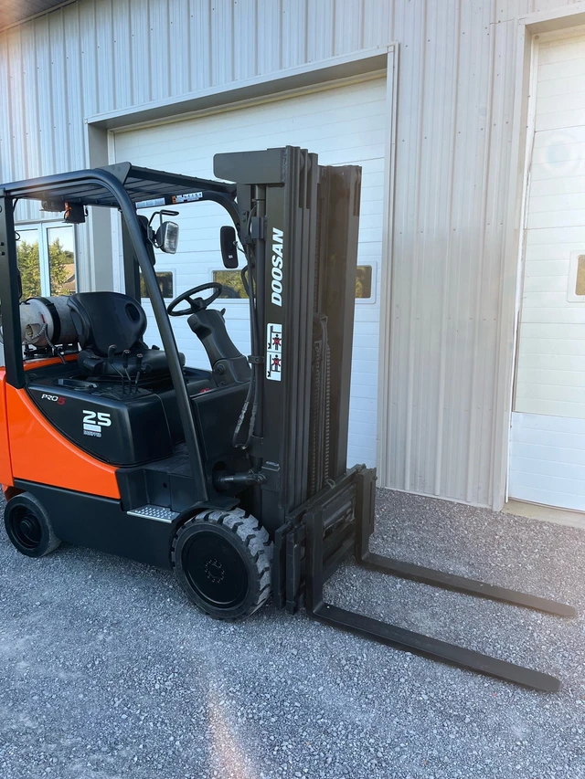 Doosan 5000LB, dovoz Kanada — foto 1 | AMECAR Doosan 5000LB, dovoz Kanada — foto 1