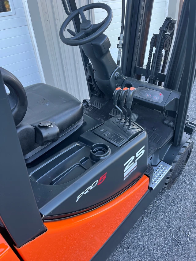 Doosan 5000LB, dovoz Kanada — foto 3 z 3