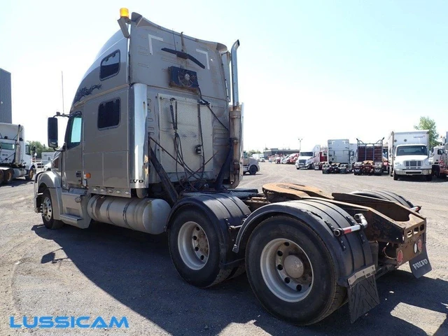 2006 Volvo VNL880, 2 693 849 mth, dovoz Kanada — foto 5 z 5