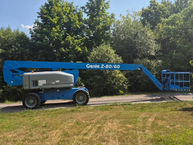 2012 Genie, 1 mth, dovoz Kanada — foto 2 z 5