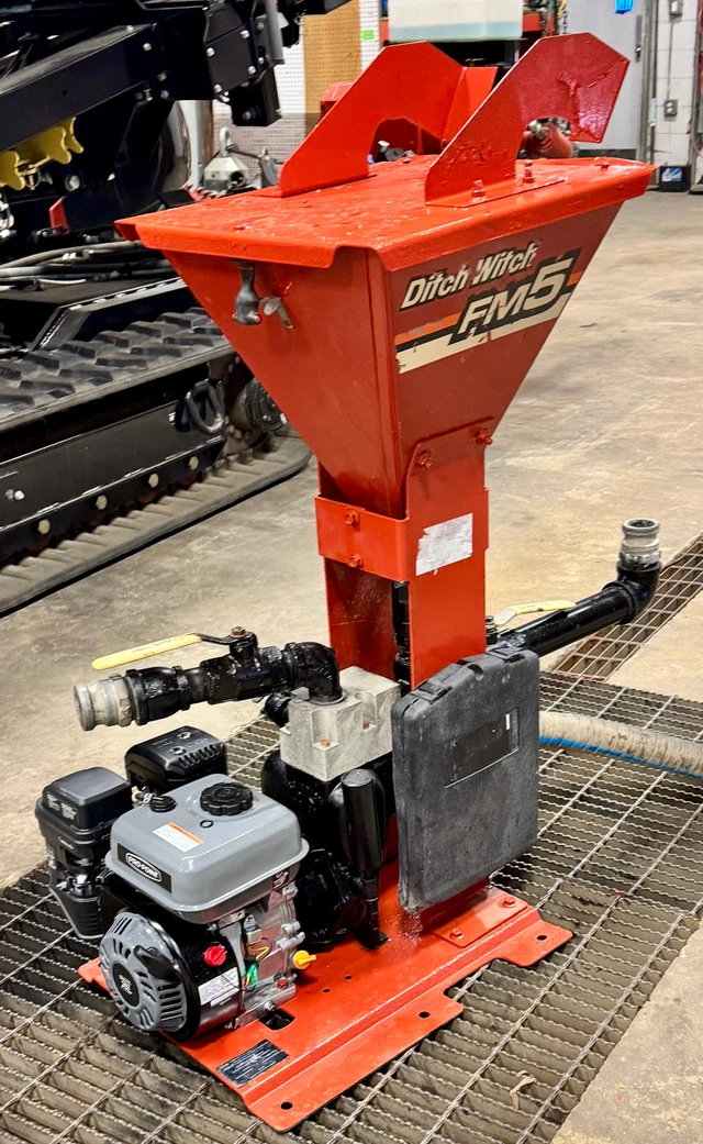 Ditch Witch FM5, dovoz Kanada — foto 1
