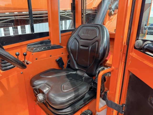 2018 SkyTrak 8042, 1 mth, dovoz Kanada — foto 5 z 5