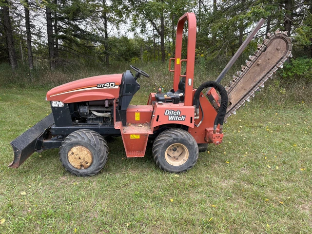 Ditch Witch RT40, dovoz Kanada — foto 1 | AMECAR Ditch Witch RT40, dovoz Kanada — foto 1