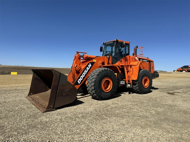 2017 Doosan DL550-5, 1 mth, dovoz Kanada — foto 1