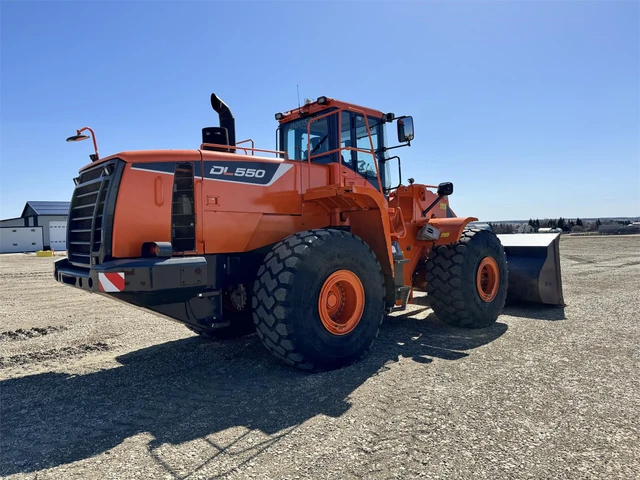 2017 Doosan DL550-5, 1 mth, dovoz Kanada — foto 6 z 16