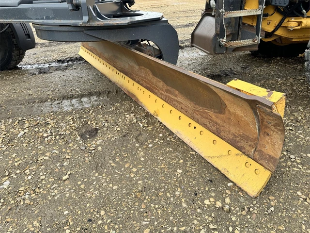 2011 John Deere, 1 mth, dovoz Kanada — foto 10 z 16