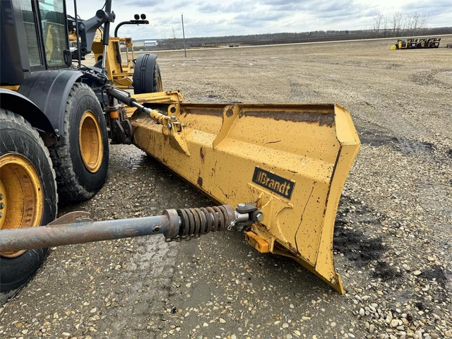 2011 John Deere, 1 mth, dovoz Kanada — foto 16 z 16