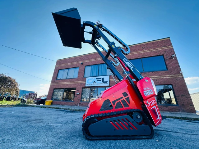 2026 Kubota CAEL, dovoz Kanada — foto 1