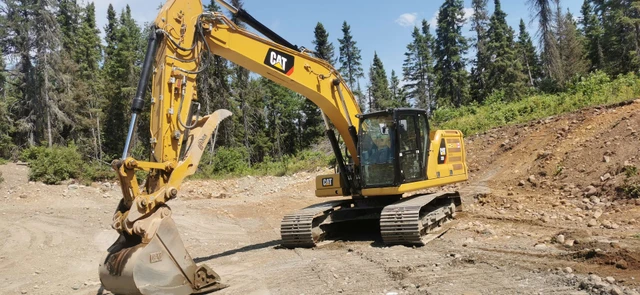 2019 Caterpillar 320, 1 mth, dovoz Kanada — foto 1 z 5 2019 Caterpillar 320, 1 mth, dovoz Kanada — foto 1 z 5