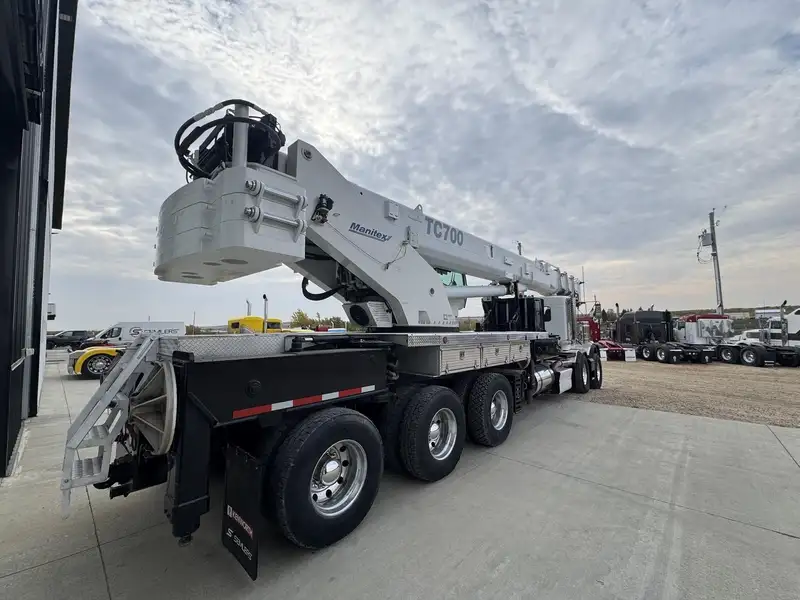 2013 Manitex TC700, 64 677 mth, dovoz Kanada — foto 6 z 12