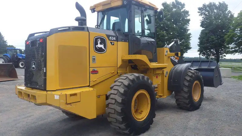 2022 Deere 624P, dovoz Kanada — foto 4 z 12