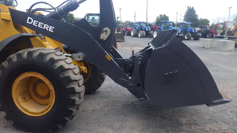 2022 Deere 624P, dovoz Kanada — foto 6 z 12