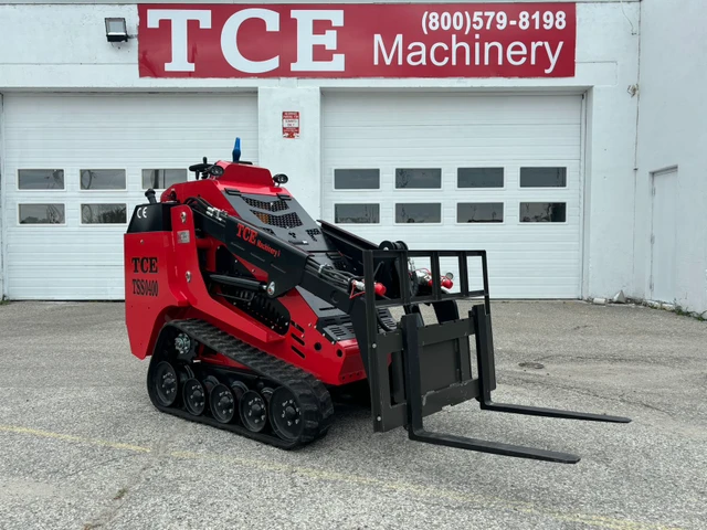 2026 Kubota TCE, dovoz Kanada — foto 1