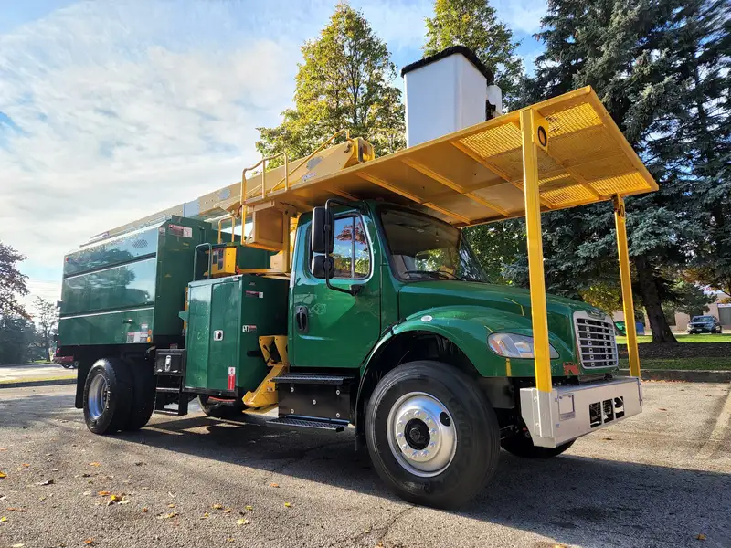 2018 Freightliner M2-FORESTRY-LOGGING-GREEN M2 Forestry Logging, zelená, 91 075 mth, dovoz Kanada — foto 3 z 12