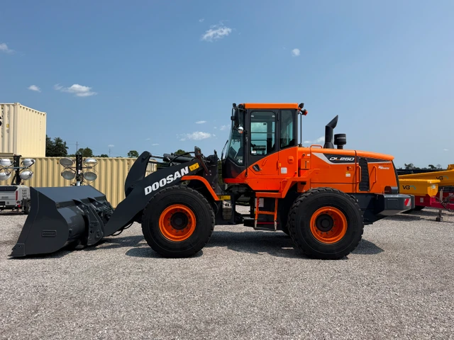 2020 Doosan DL250-5, dovoz Kanada — foto 1