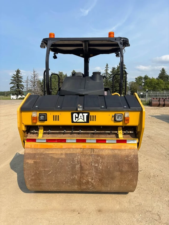 Caterpillar CD54B, 1 mth, dovoz Kanada — foto 2 z 5
