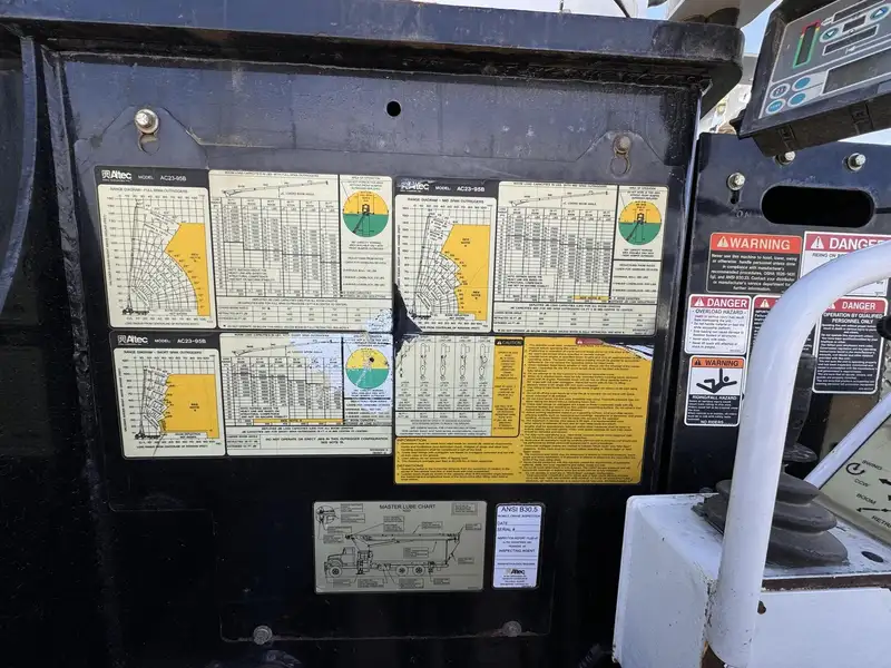 2014 Altec AC23-95B, 41 264 mth, dovoz Kanada — foto 12 z 12