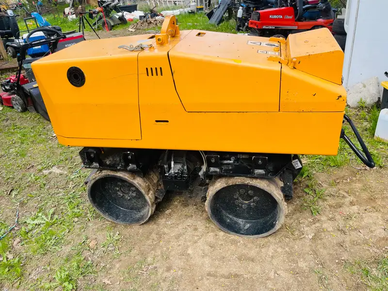 2015 JCB VM1500-YELLOW, žltá, 0 mth, dovoz Kanada — foto 4 z 10