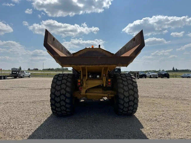 2018 Caterpillar 730C2, dovoz Kanada — foto 4 z 5