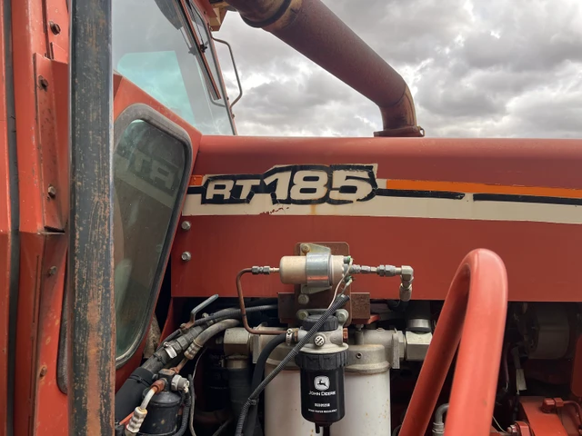 John Deere DITCH, dovoz Kanada — foto 4 z 5