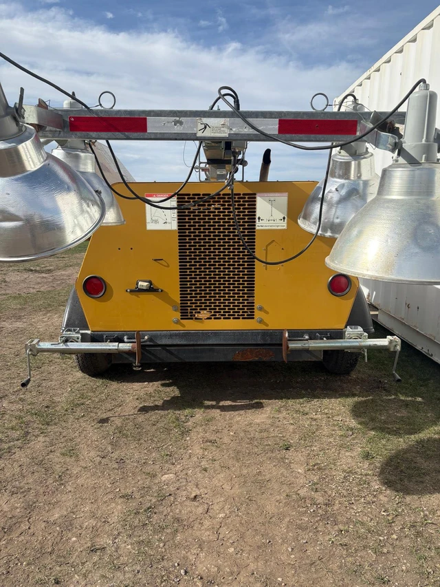 2011 Terex LIGHT, dovoz Kanada — foto 4 z 5