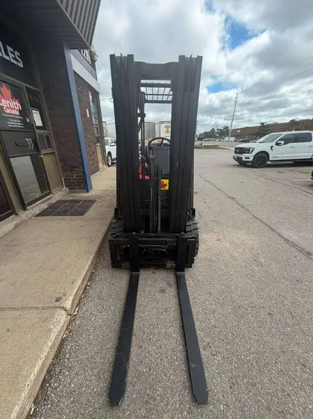 2005 Daewoo GC25E, dovoz Kanada — foto 4 z 6