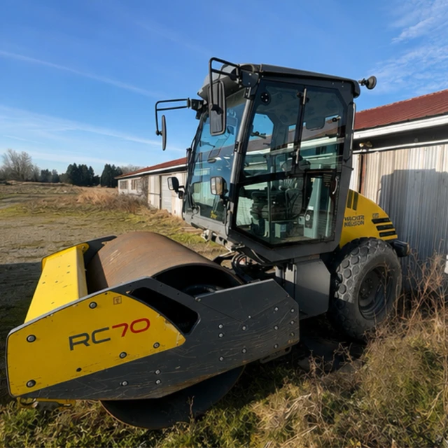 Wacker Neuson, dovoz Kanada — foto 1