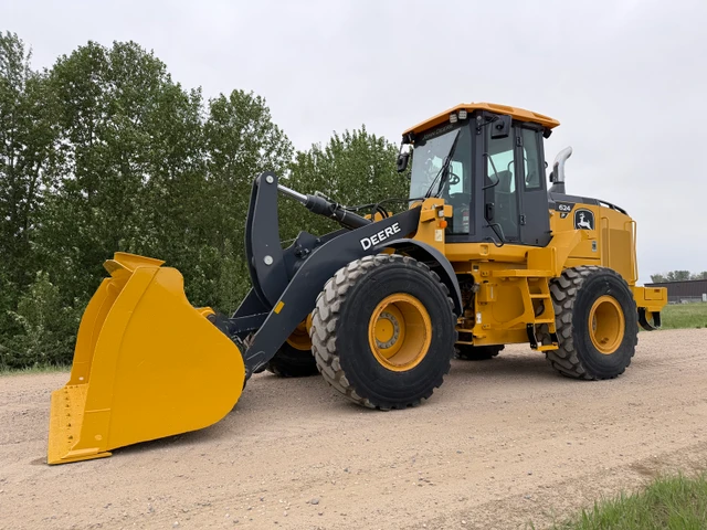 2022 John Deere 624P, dovoz Kanada — foto 1