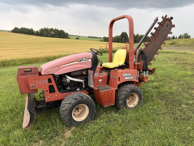 2005 Ditch Witch RT40, 1 mth, dovoz Kanada — foto 1