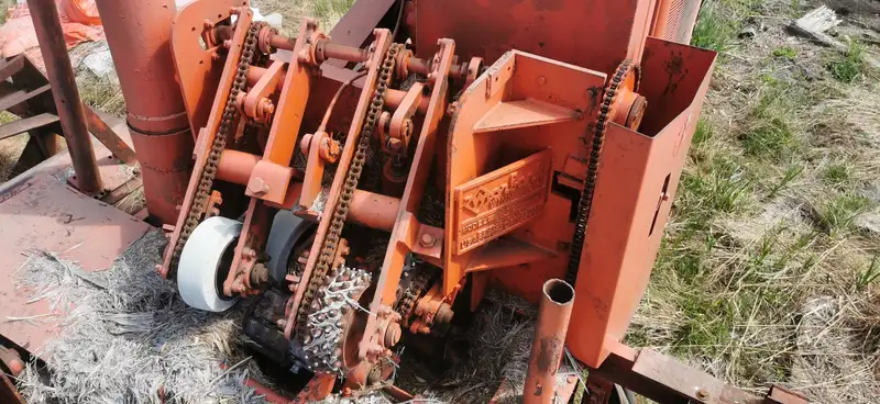 1990 Morbark POST-PEELER-MODEL-PS8-RED Post Peeler Model PS8, červená, dovoz Kanada — foto 10 z 12